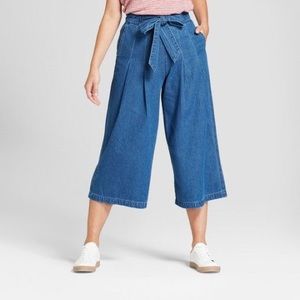 Universal Threads high rise wide leg crop pant